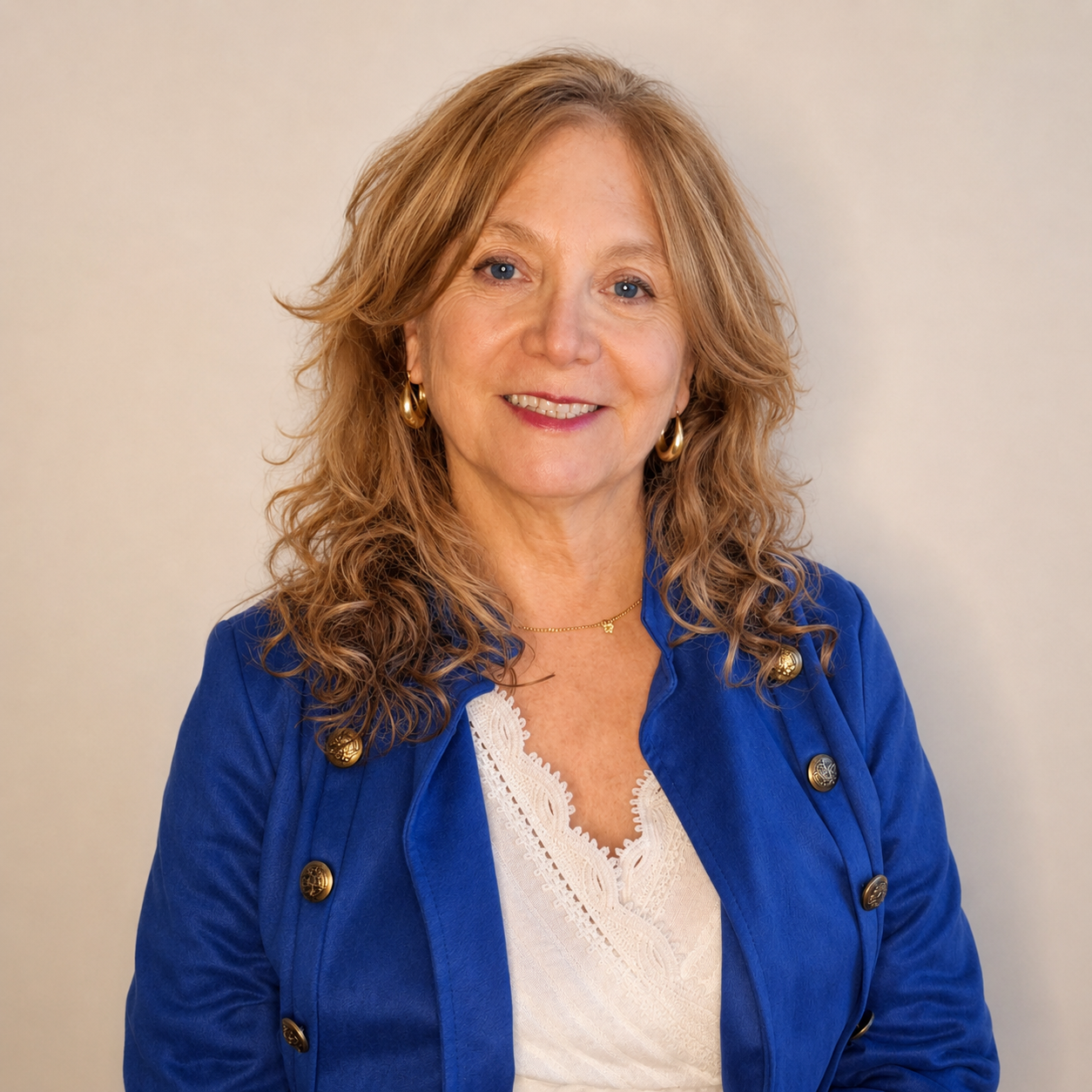 Mónica Farías — Psicóloga transpersonal · Fundadora de La Kiva
